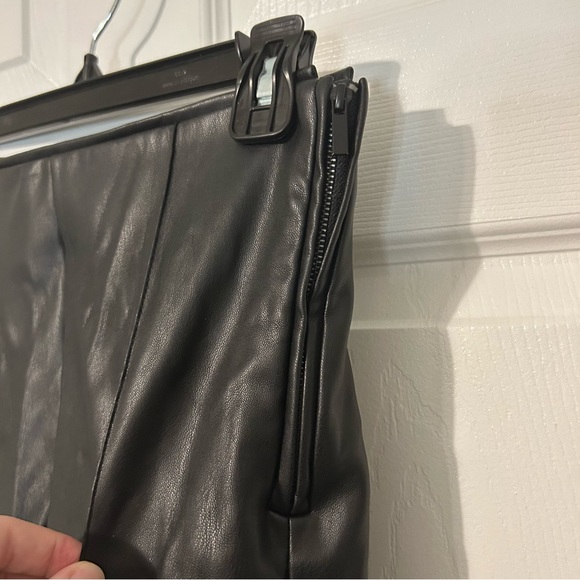 Zara Faux Leather Cigarette Leggings, M‎ - Picture 8 of 13